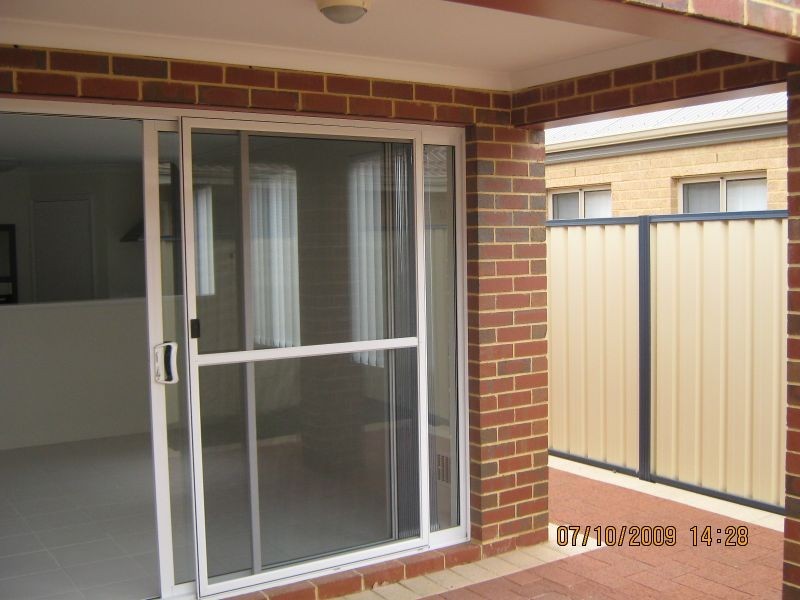 7/54 Sixth Road, Armadale WA 6112