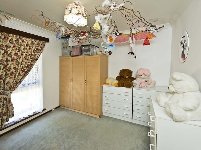 19 Zenith Street, Shelley WA 6148