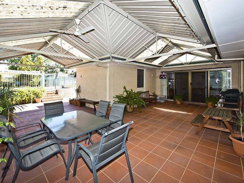 19 Zenith Street, Shelley WA 6148