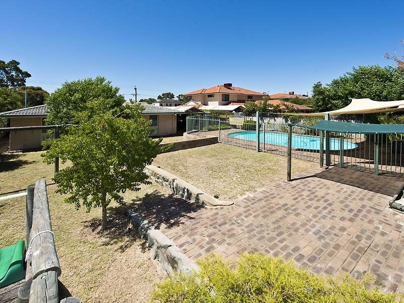 19 Zenith Street, Shelley WA 6148