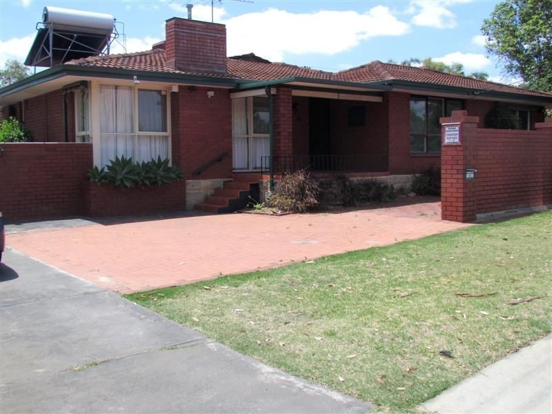 89 Berehaven Avenue, Thornlie WA 6108