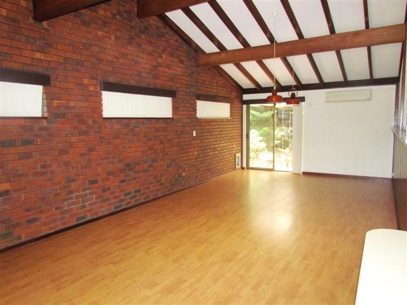 89 Berehaven Avenue, Thornlie WA 6108