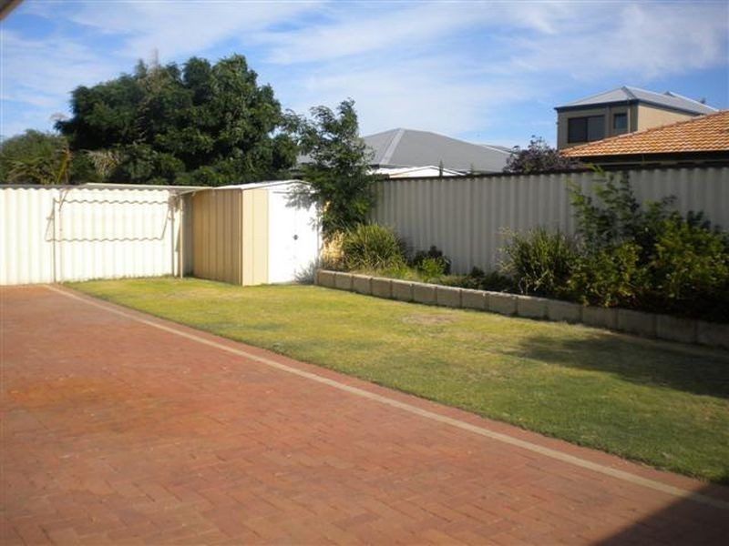 8 Hibbertia Close, Beeliar WA 6164