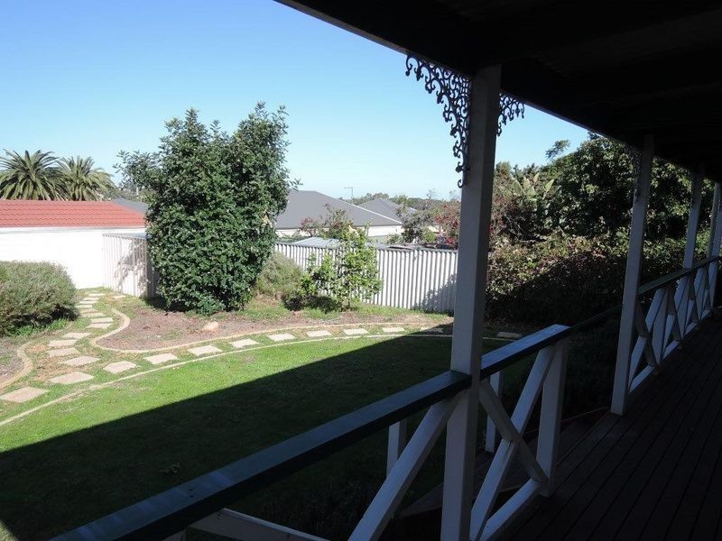 12 Chilgrove Way, Balga WA 6061