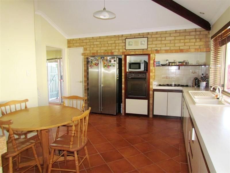 1 Treetop Circle, Canning Vale WA 6155
