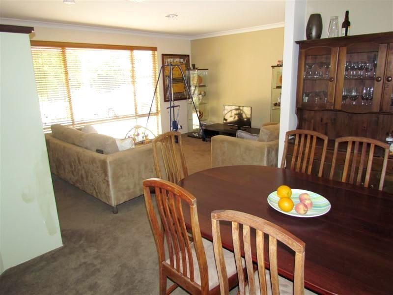 1 Treetop Circle, Canning Vale WA 6155