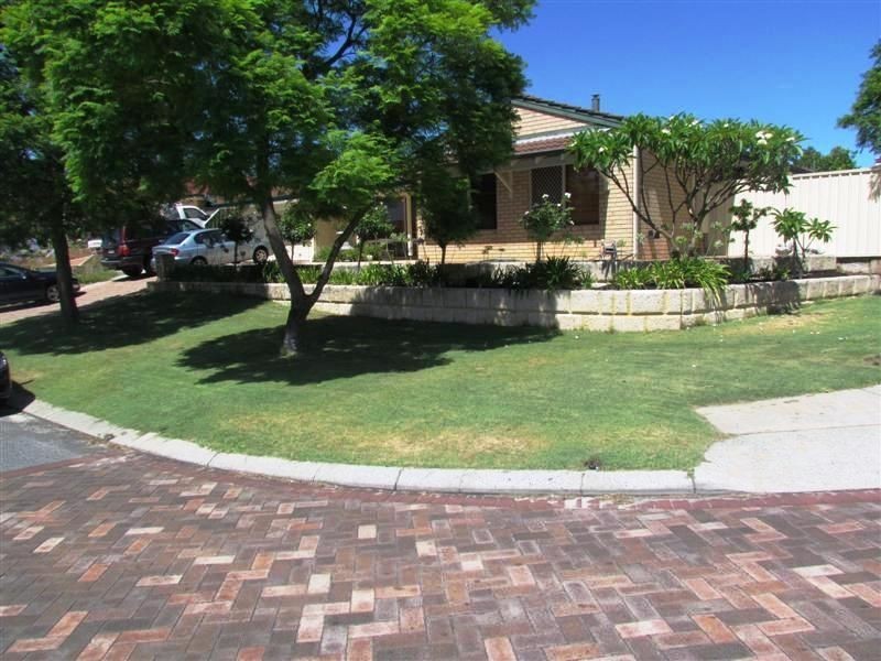1 Treetop Circle, Canning Vale WA 6155
