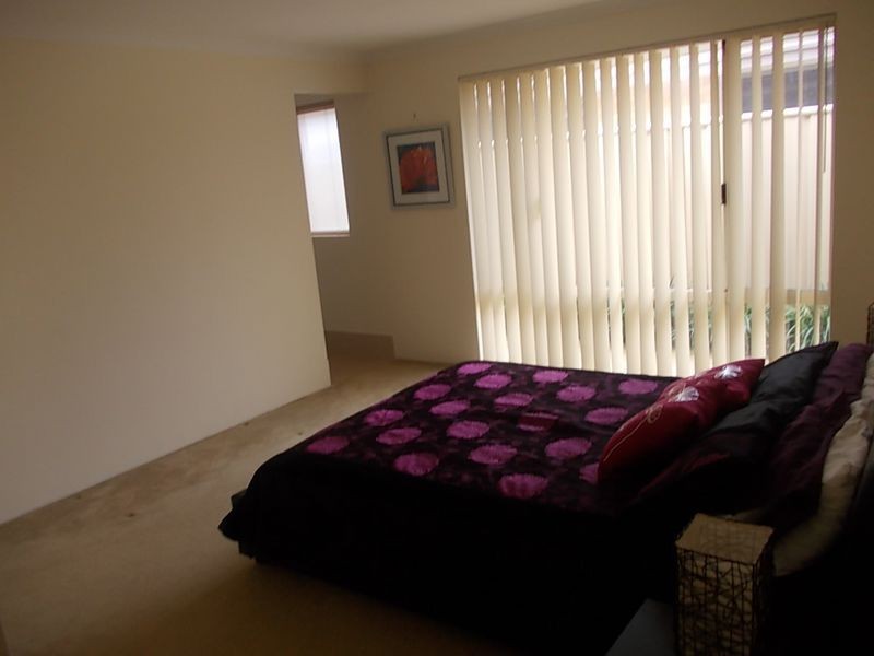 25 Manchester Way, Canning Vale WA 6155