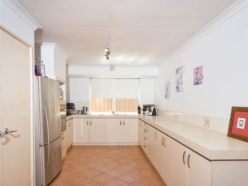 37 Turnbury Park Drive, Jandakot WA 6164