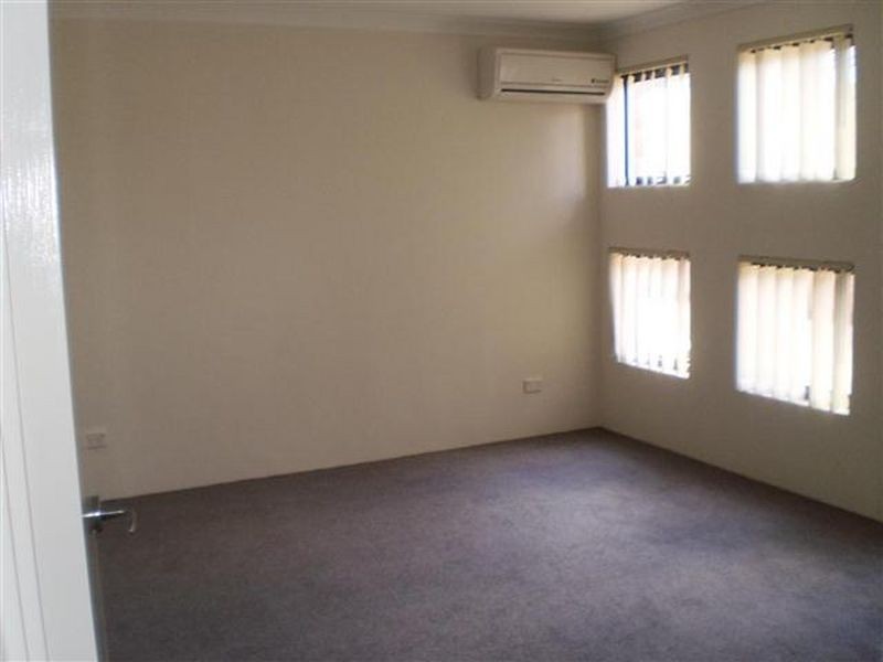 9/17-21 Third Avenue, Kelmscott WA 6111