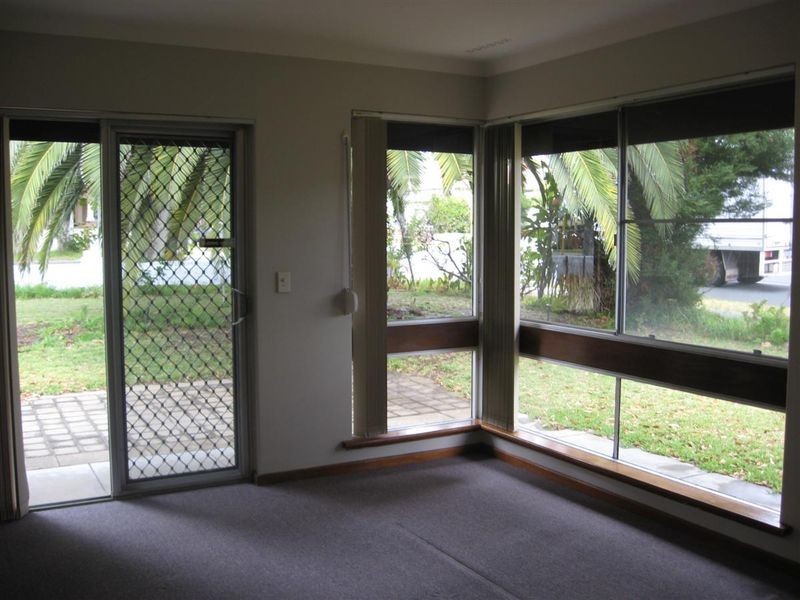 19 Cargill Street, Victoria Park WA 6100