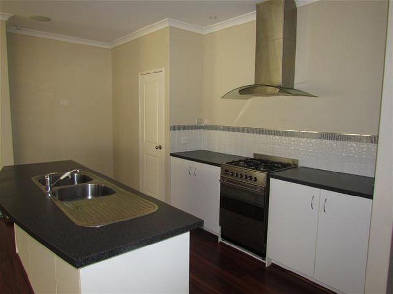 85 Chamberlain Street, Gosnells WA 6110