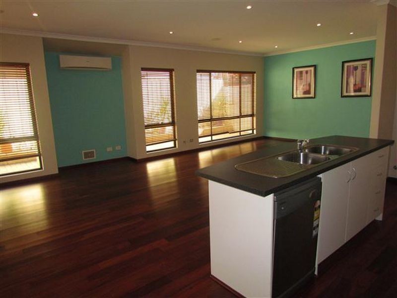 85 Chamberlain Street, Gosnells WA 6110