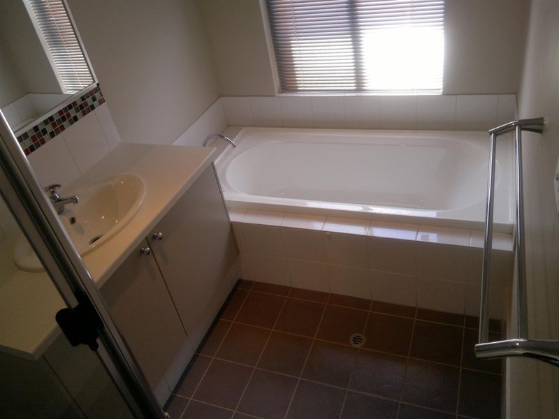 3/27 Wiltshire Avenue, Thornlie WA 6108