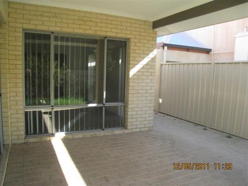 33 Astroloma Drive, Success WA 6164