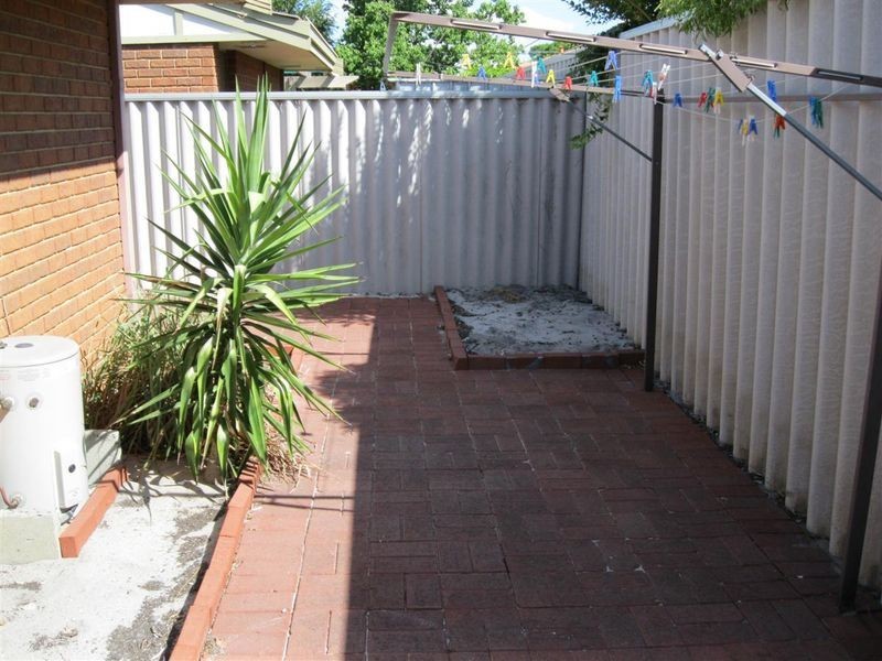 7/5 Dewey Street, Shelley WA 6148