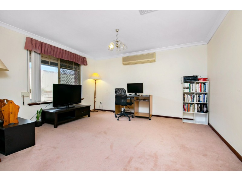 Unit 1/25 Mosaic Street East, Shelley WA 6148