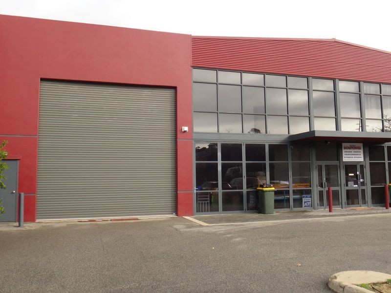 5 Whyalla Court, Bibra Lake WA 6163