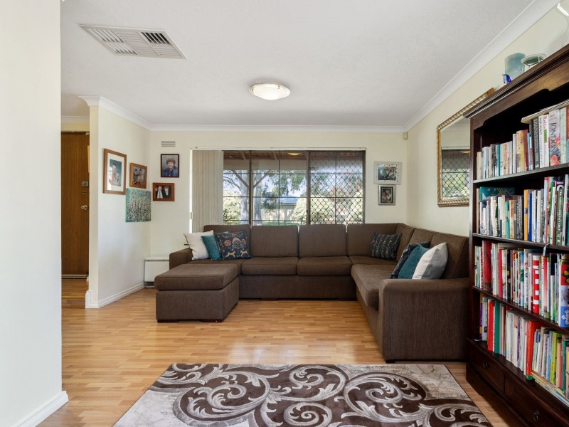 102 Apsley Road, Willetton WA 6155