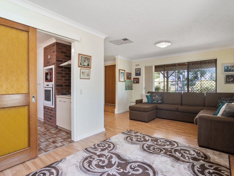 102 Apsley Road, Willetton WA 6155