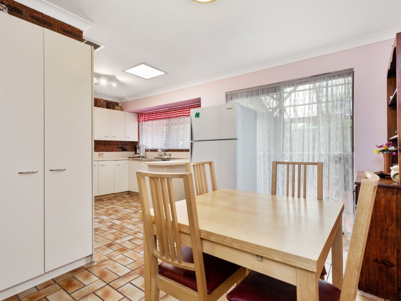 102 Apsley Road, Willetton WA 6155