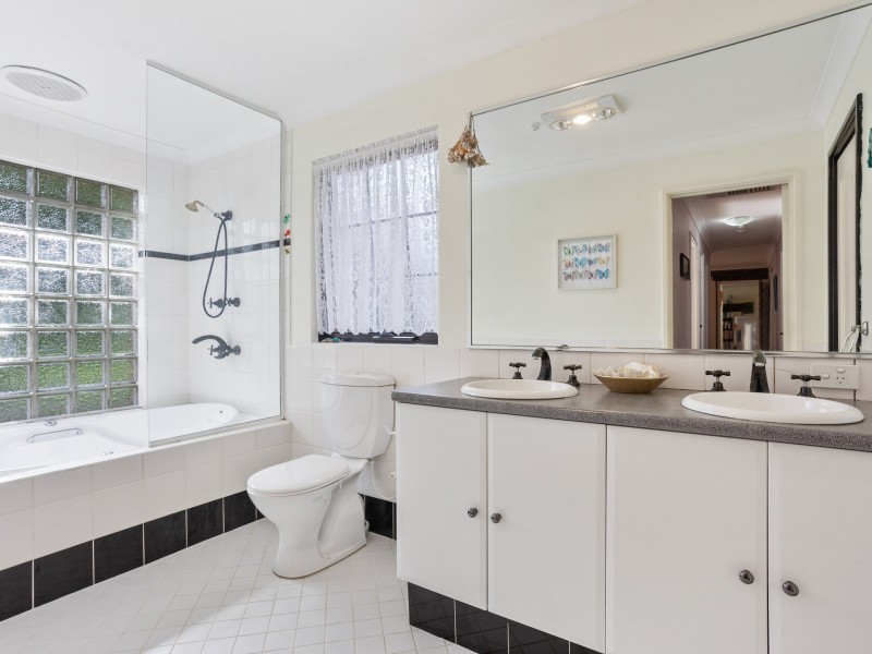 102 Apsley Road, Willetton WA 6155