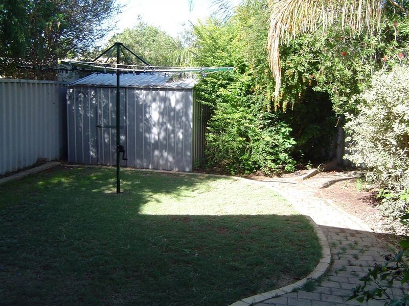 6/19 Woodley Way, Parmelia WA 6167
