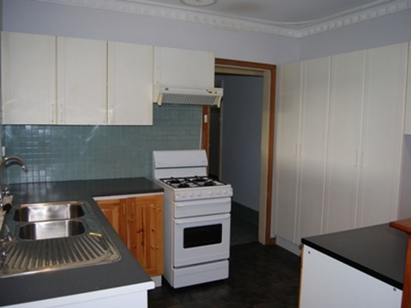 52 Parklands Square, Riverton WA 6148