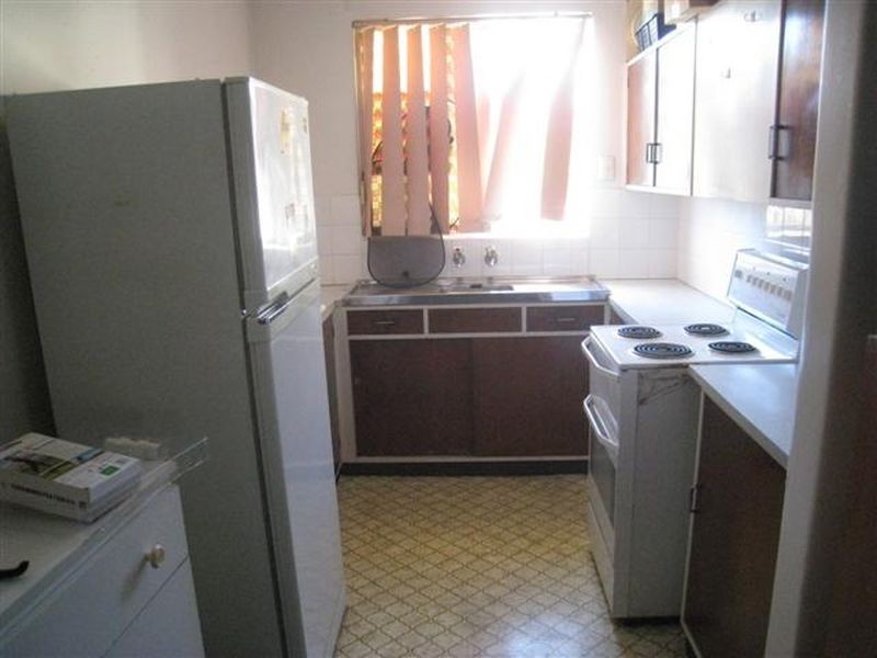 24/4 Comer Street, Como WA 6152