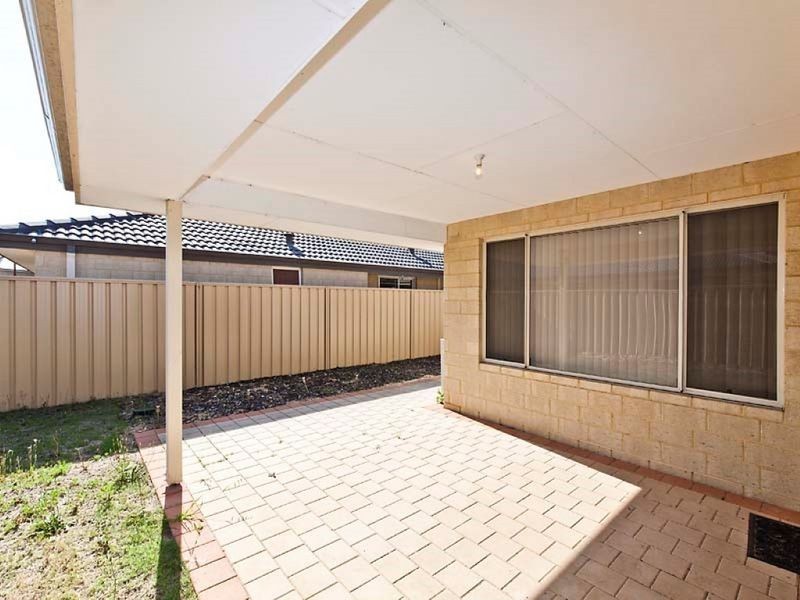 5 Heaney Way, Canning Vale WA 6155