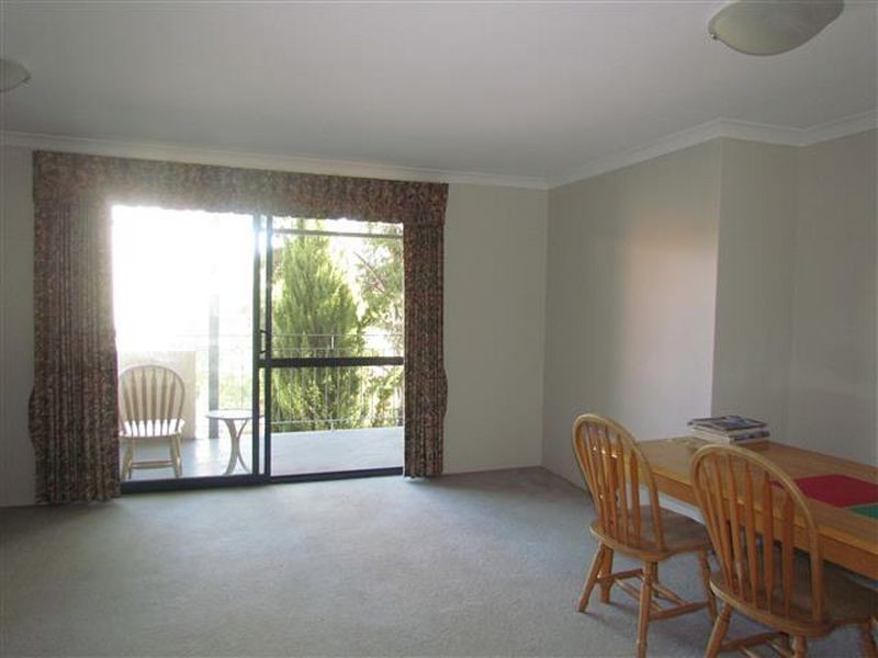 27/40 Wellington Street, East Perth WA 6004