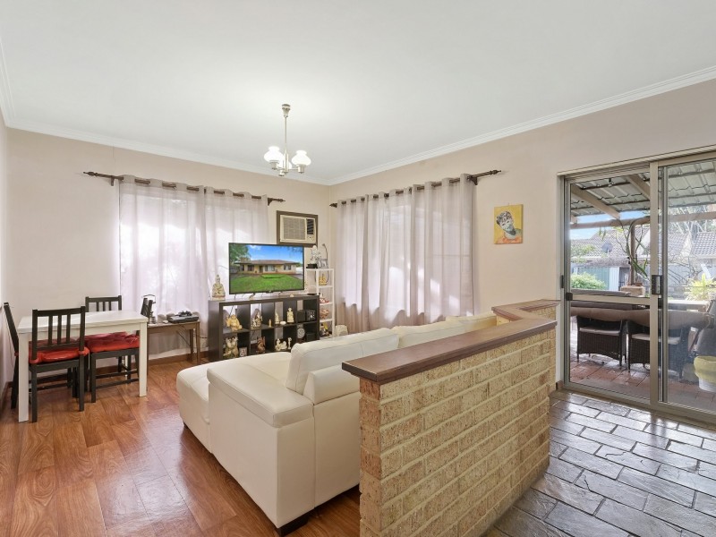 26 Tudor Avenue North, Shelley WA 6148