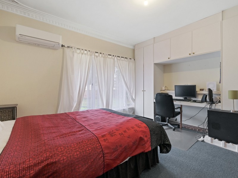 26 Tudor Avenue North, Shelley WA 6148