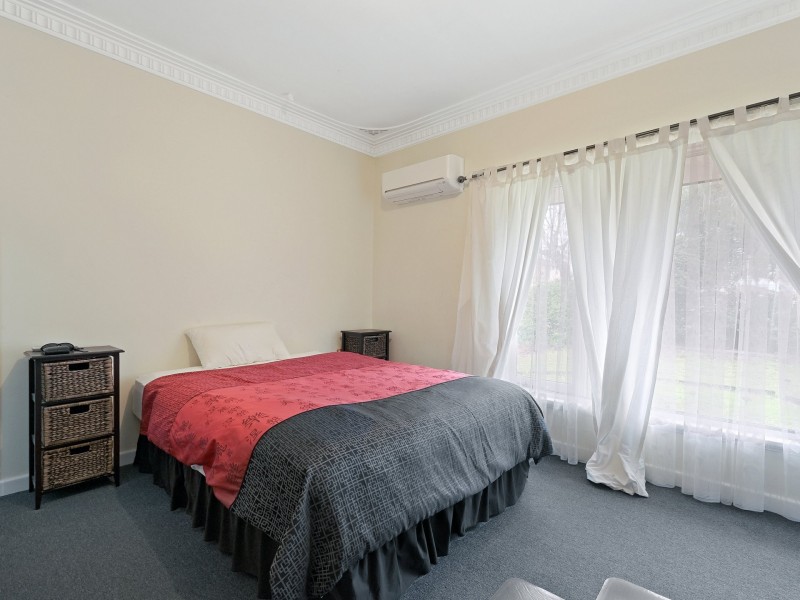 26 Tudor Avenue North, Shelley WA 6148