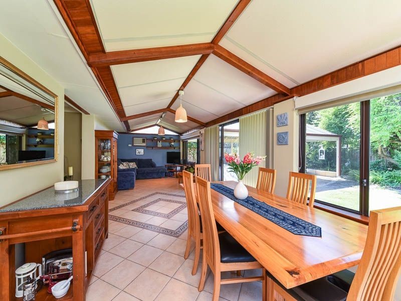 143 Rostrata Avenue, Willetton WA 6155