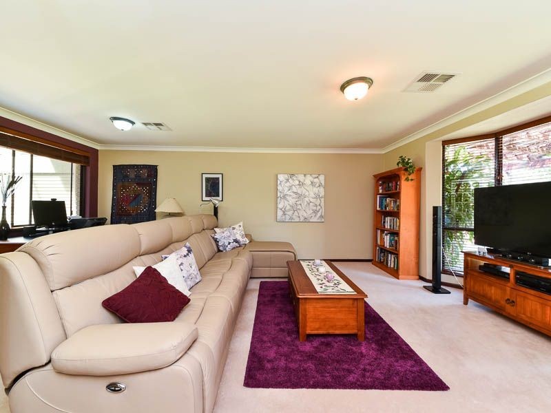 143 Rostrata Avenue, Willetton WA 6155
