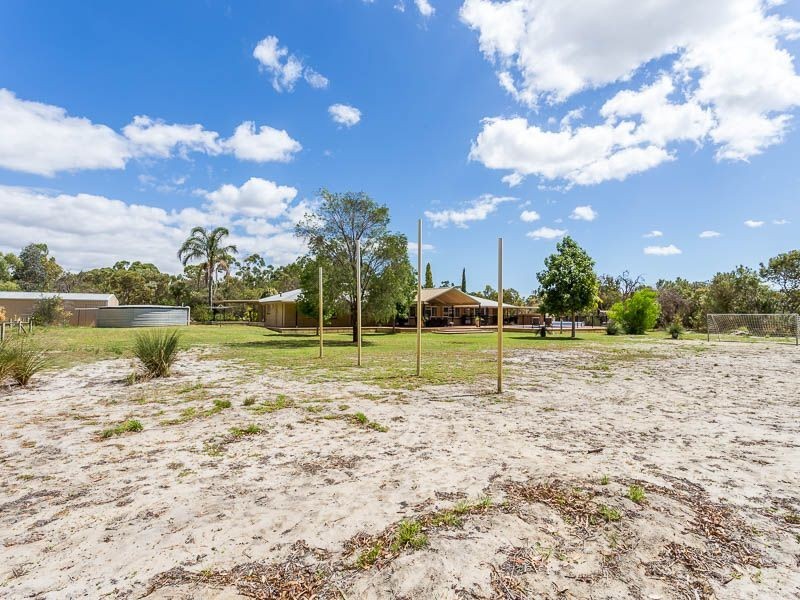 65 Wolfe Road, Banjup WA 6164