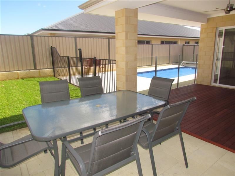 1b Casserley Drive, Leeming WA 6149