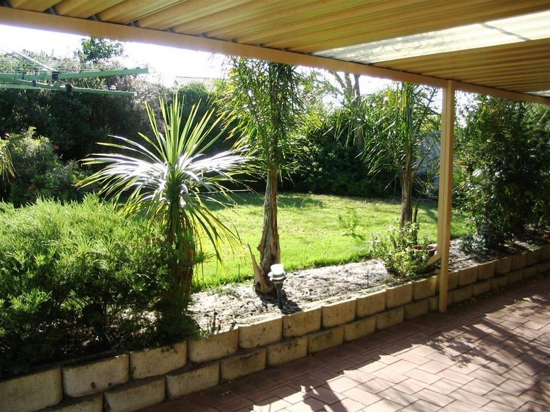 28 Freshwater Drive, Atwell WA 6164