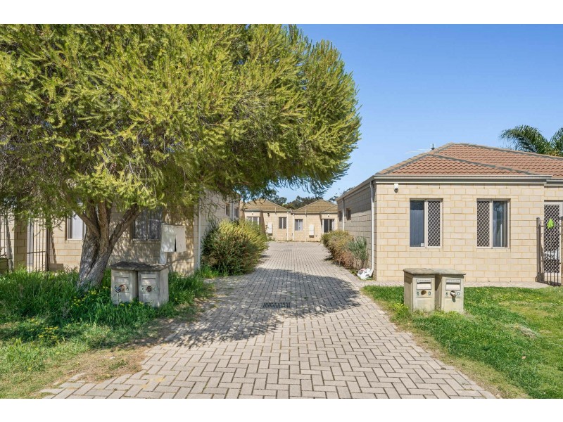 6D Messenger Street, Kelmscott WA 6111