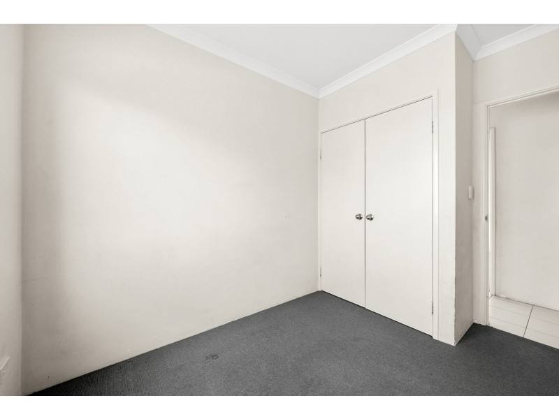 6D Messenger Street, Kelmscott WA 6111