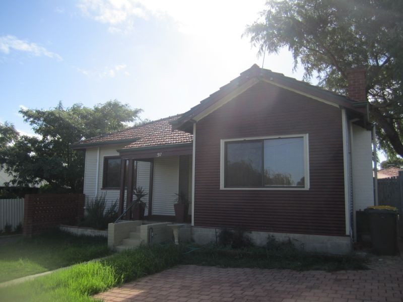 97 Cleopatra Street, Palmyra WA 6157