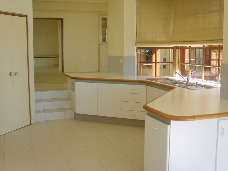 211 Riverton Drive, Shelley WA 6148