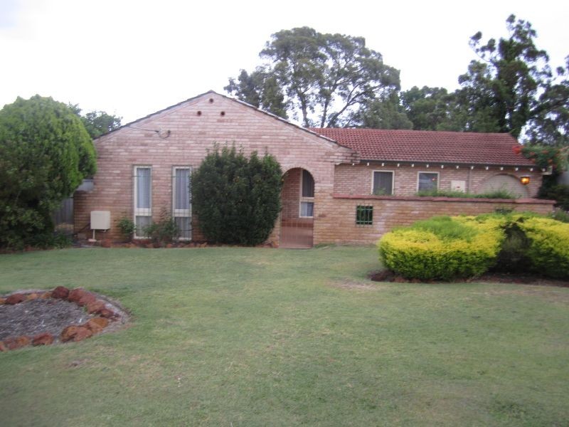 4 Juniper Way, Willetton WA 6155
