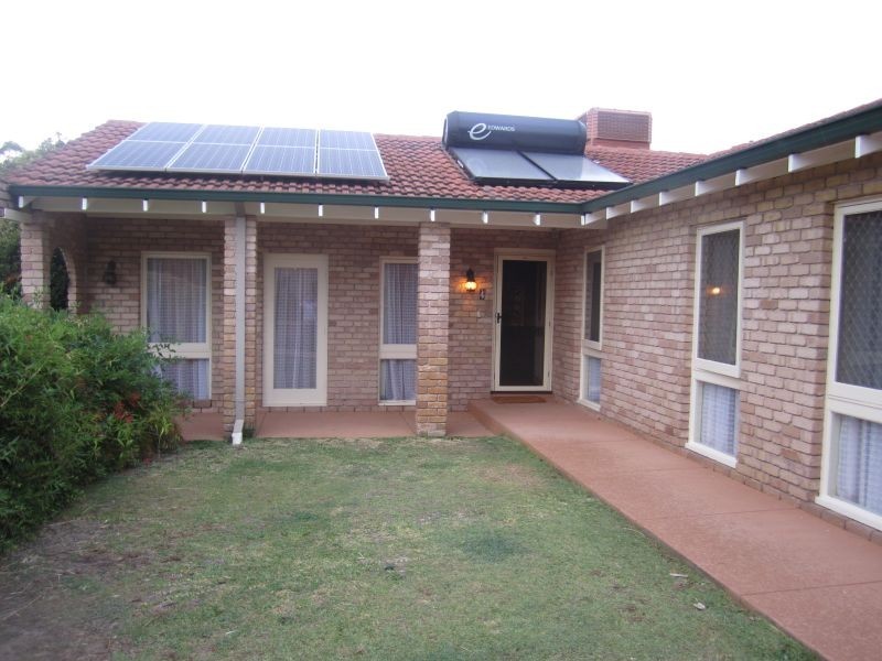 4 Juniper Way, Willetton WA 6155