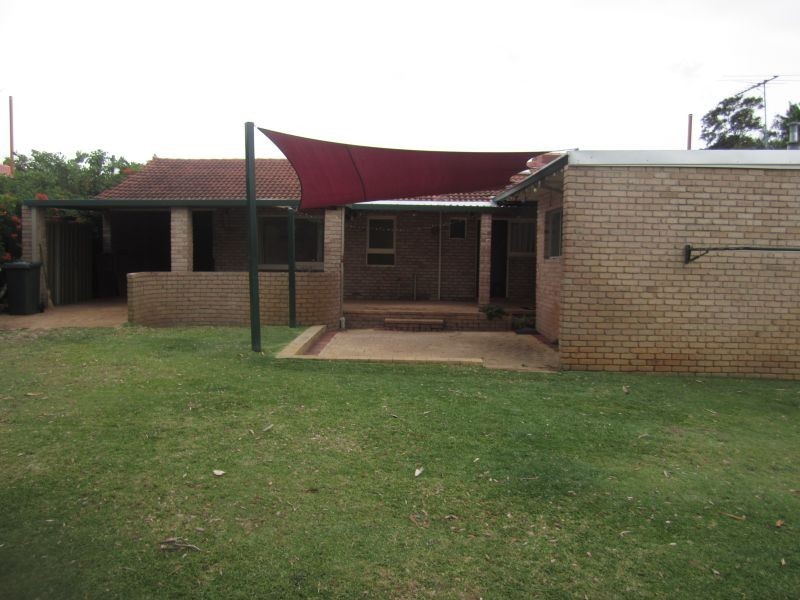 4 Juniper Way, Willetton WA 6155