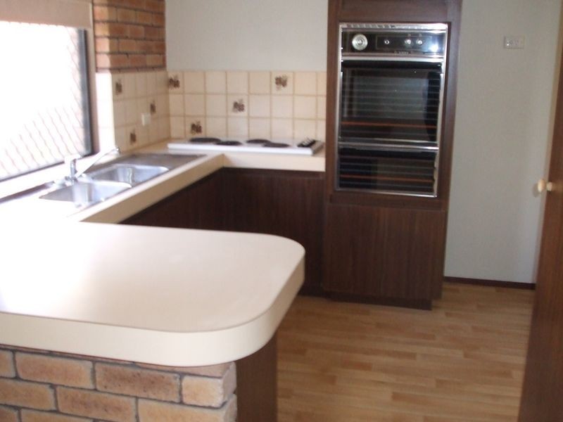 1/2 Axford Street, Como WA 6152