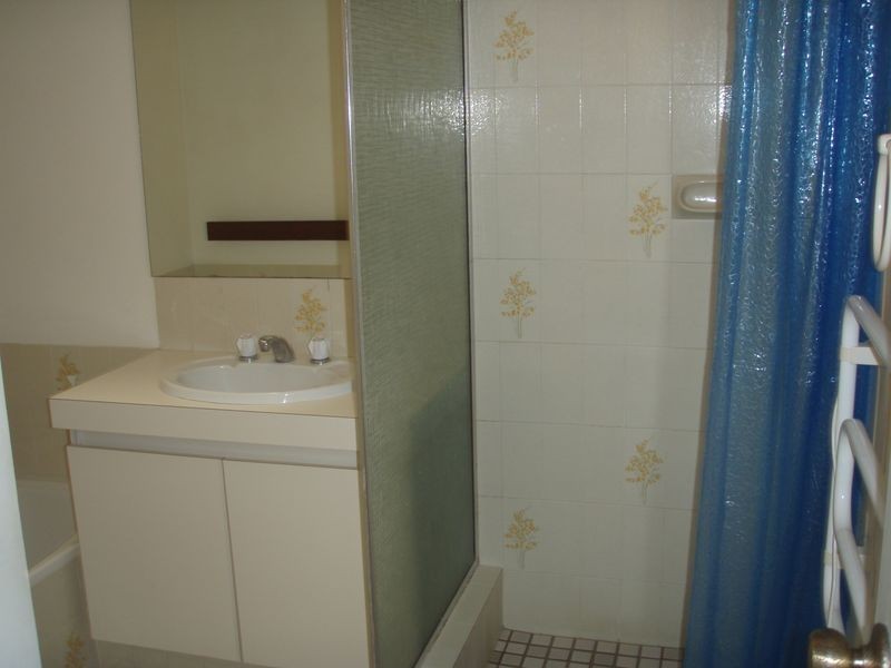 1/2 Axford Street, Como WA 6152