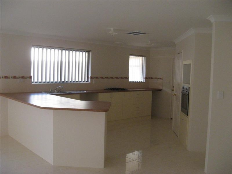 156 Kendall Blvd, Baldivis WA 6171
