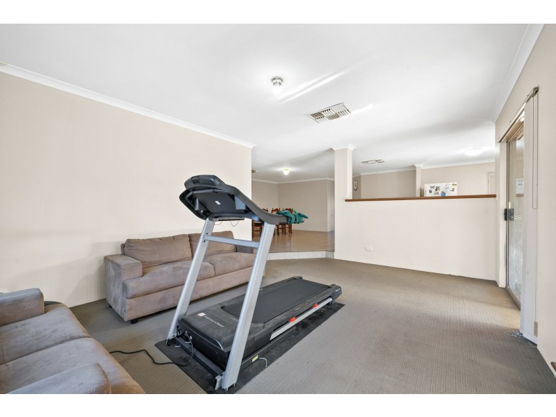 13 Young Lane, Parkwood WA 6147